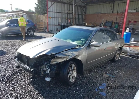 2005 Nissan Altima 2.5 S z USA, uszkodzony, nr VIN 1N4AL11D45N480854